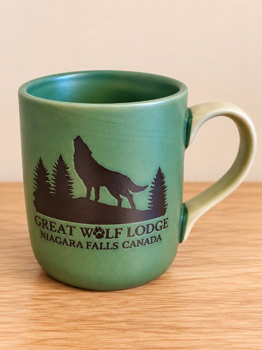 Great Wolf Lodge Niagara Falls Canada Mug Green Wolf Facts Coffee Cup Souvenir